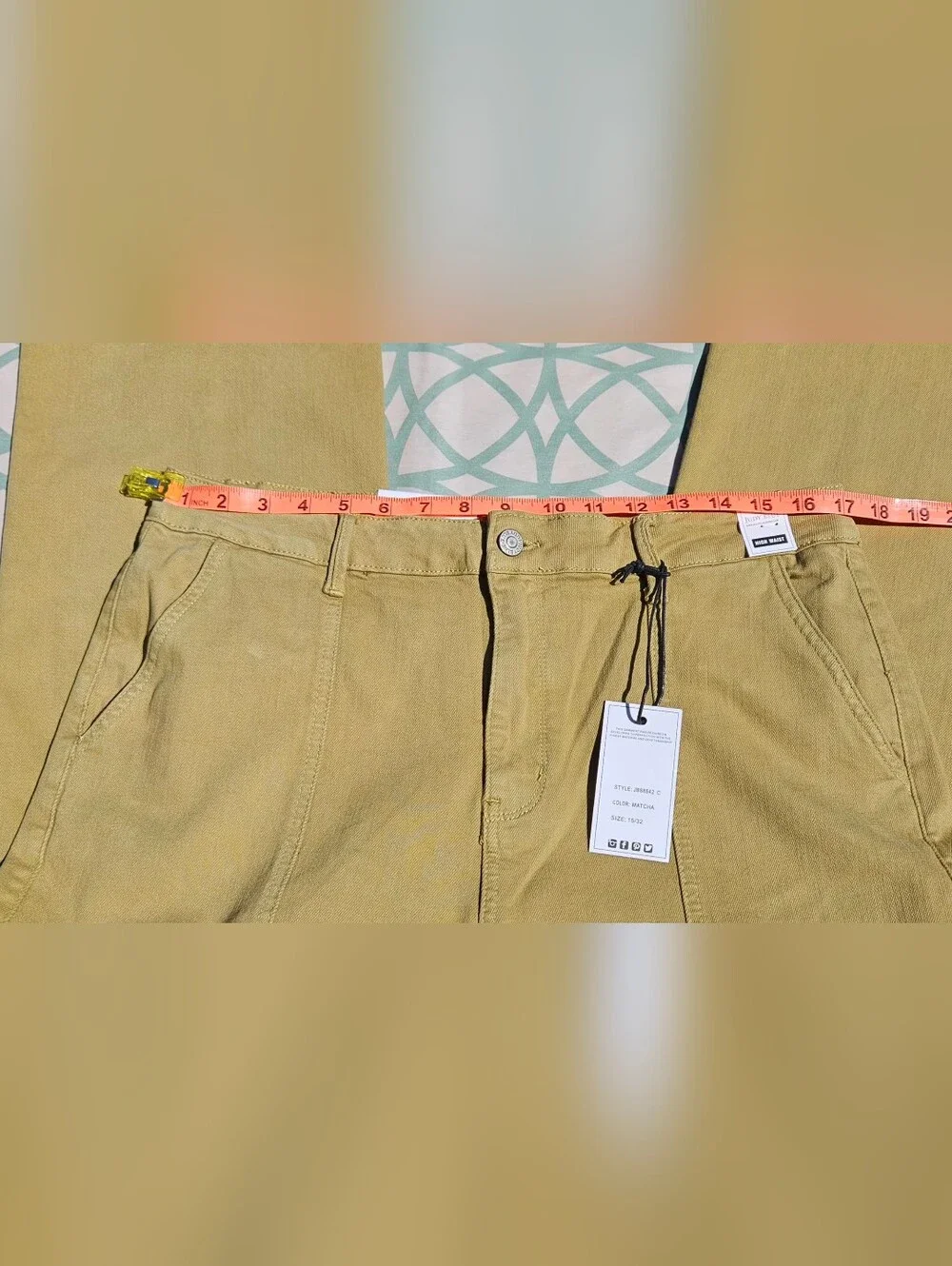 Judy Blue High Rise Cargo Straight-Leg Jean in Matcha Green Size 15/32 NWT - Picture 8 of 14